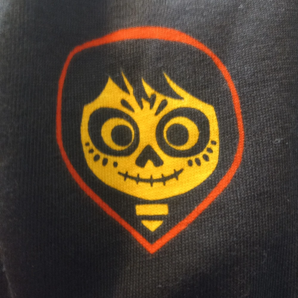 Disneys Coco Black T-Shirt with Colorful Skull Print Size XL Kids - Picture 4 of 5